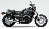 2001 Yamaha V-Max 1200 photo